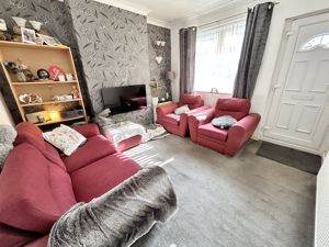 Lounge- click for photo gallery